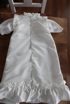 ベビー用サテン地セレモニードレス，着せたい縫いたい赤ちゃん服